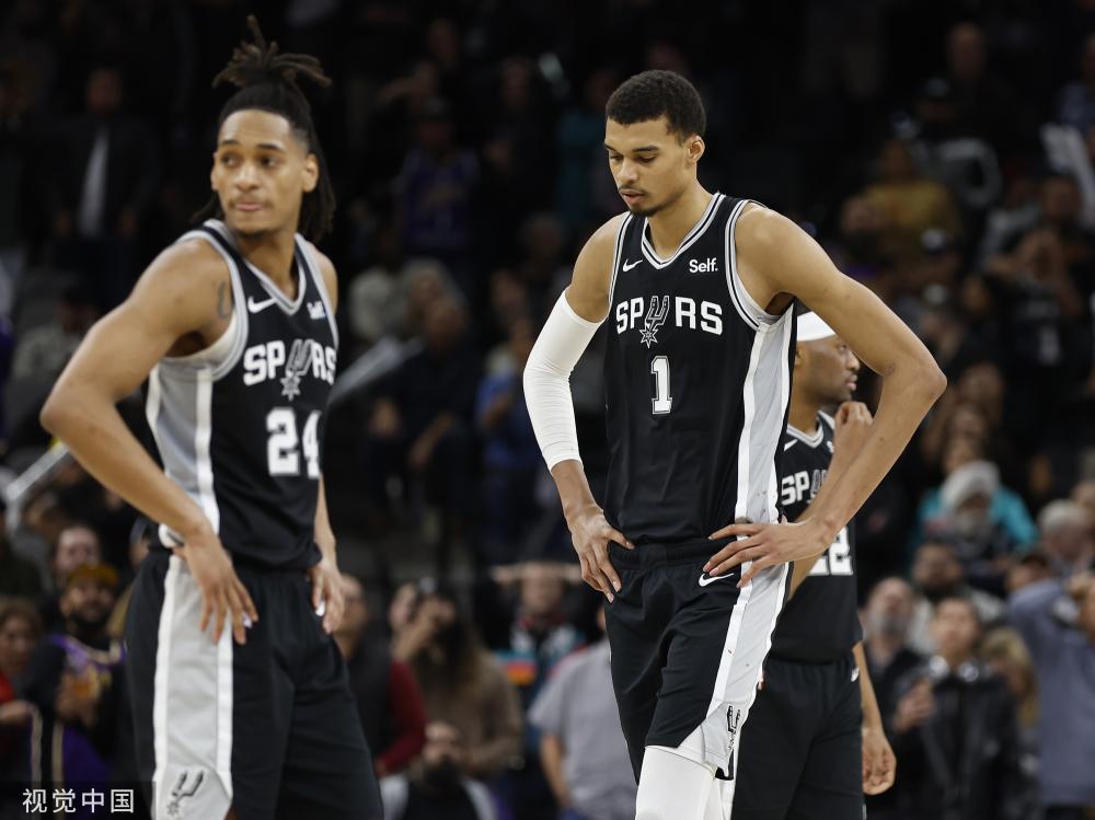 内外维持平 内外维持平